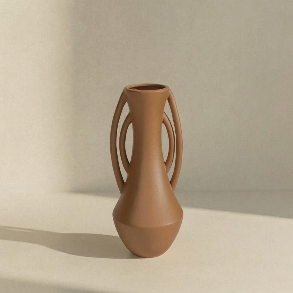 HERITAGE VASE