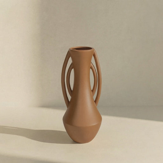 HERITAGE VASE