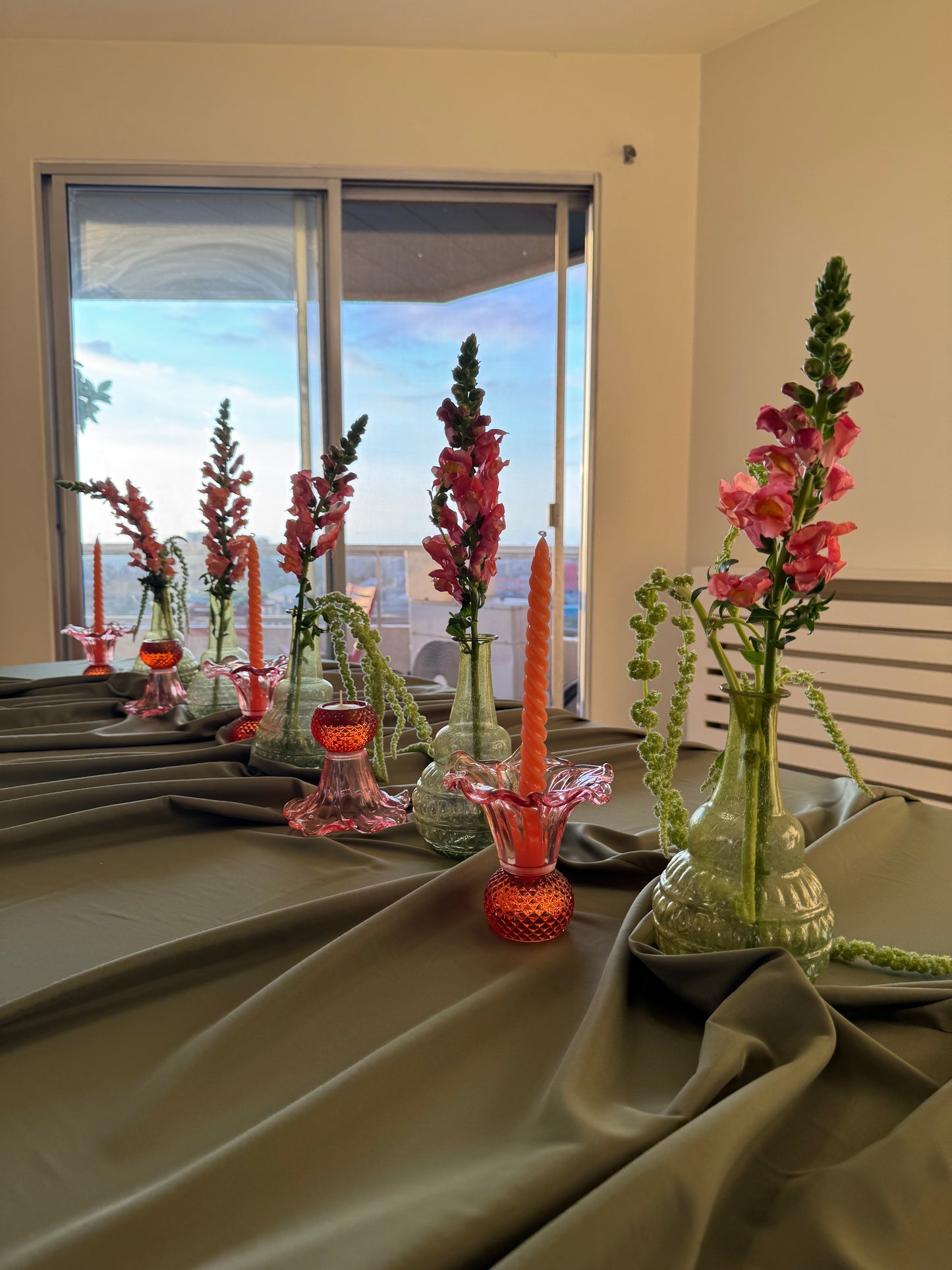 FLUTE VASE