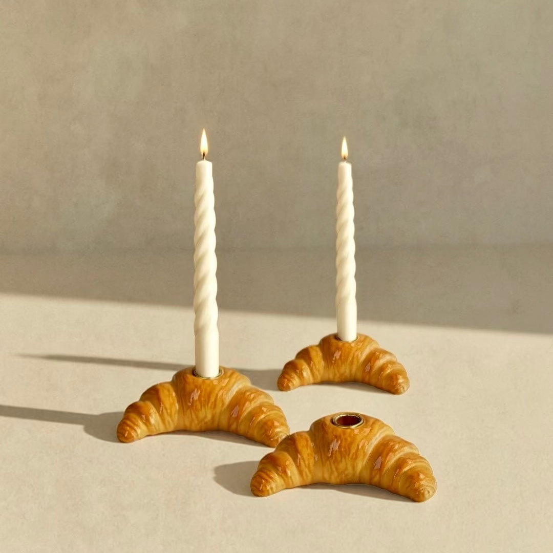 LE CROISSANT CANDLE HOLDER